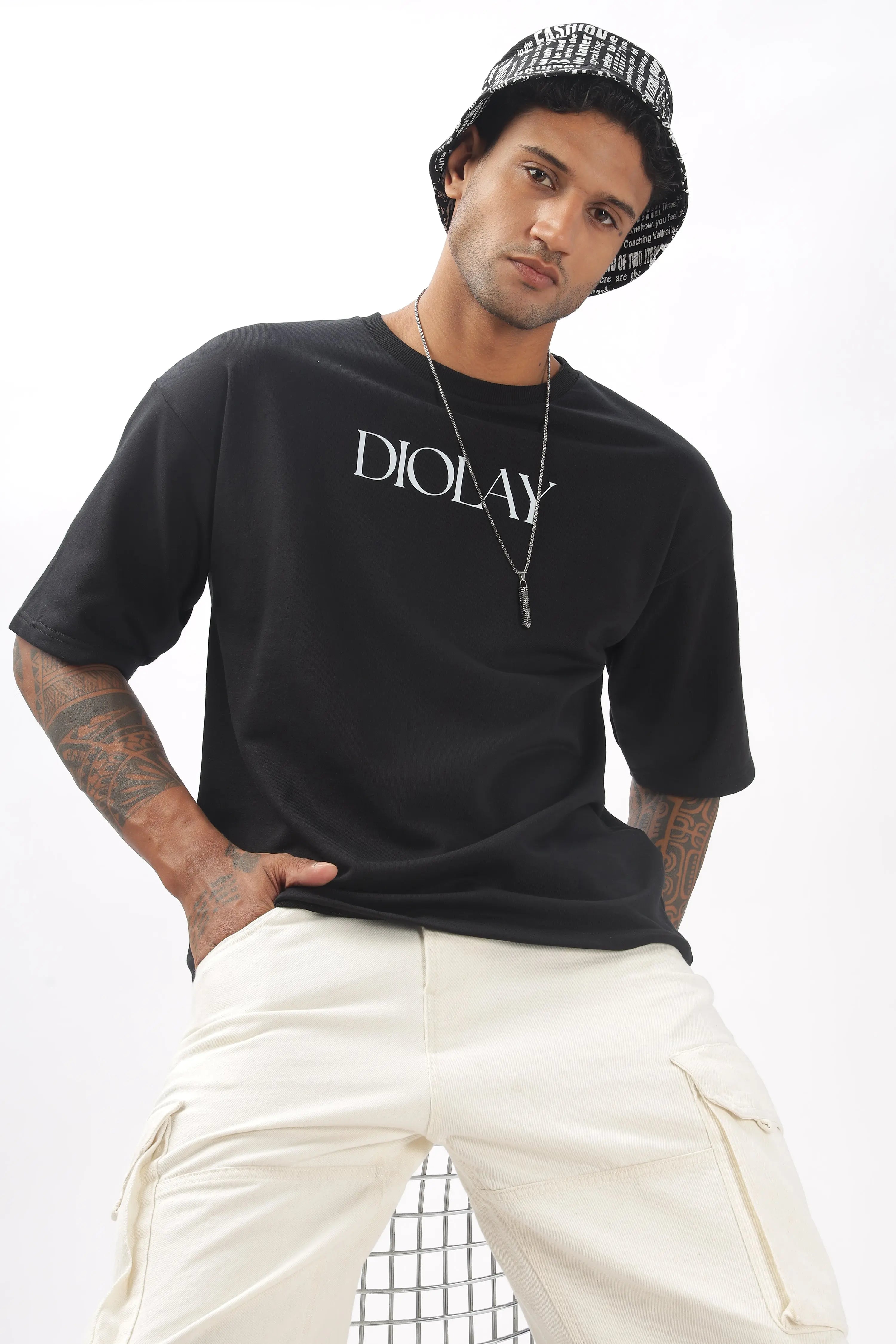 Never Enough Time Oversized Black T-Shirt - Diolay