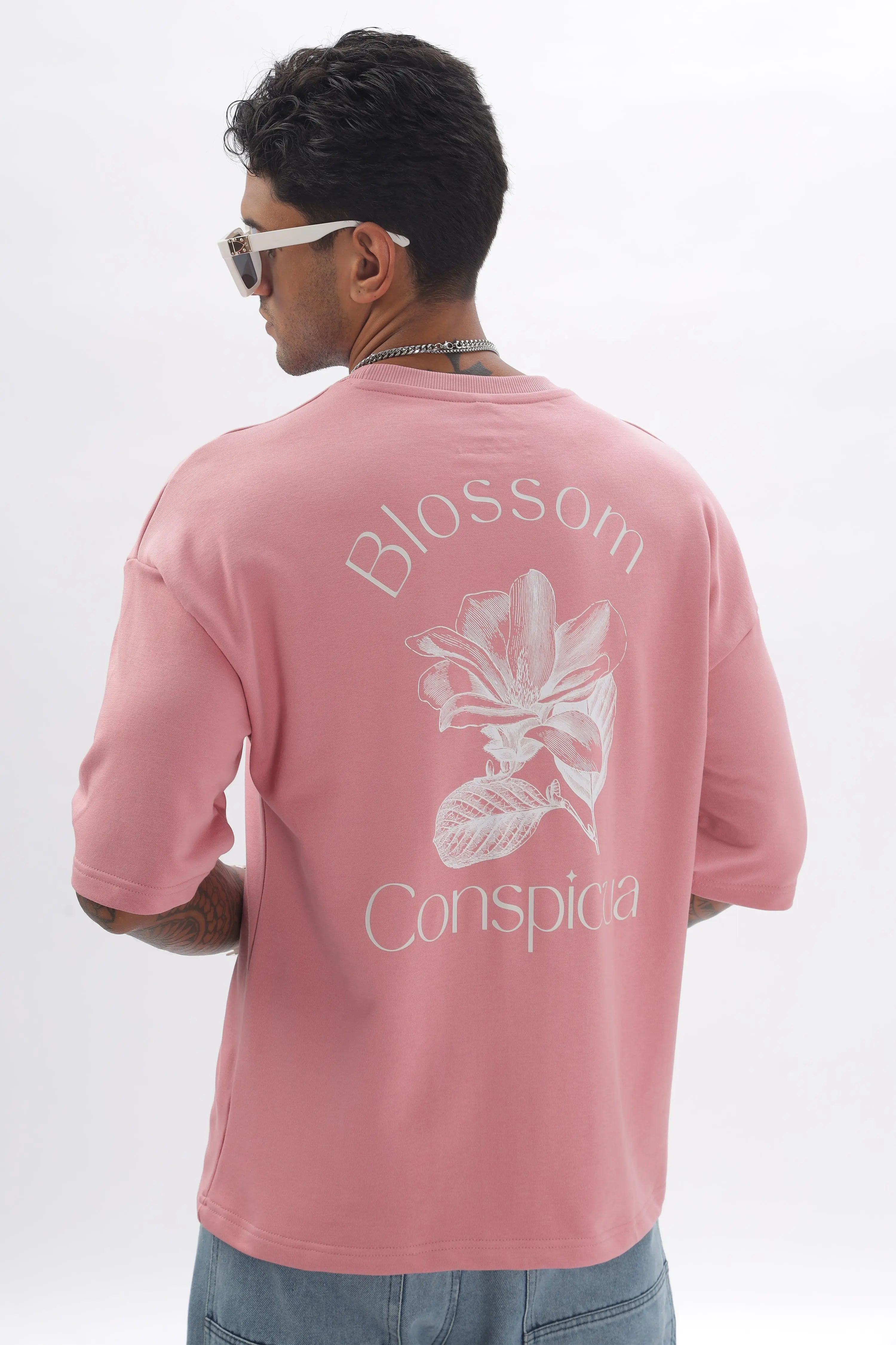 Conspicua Oversized Flamingo T-Shirt - Diolay