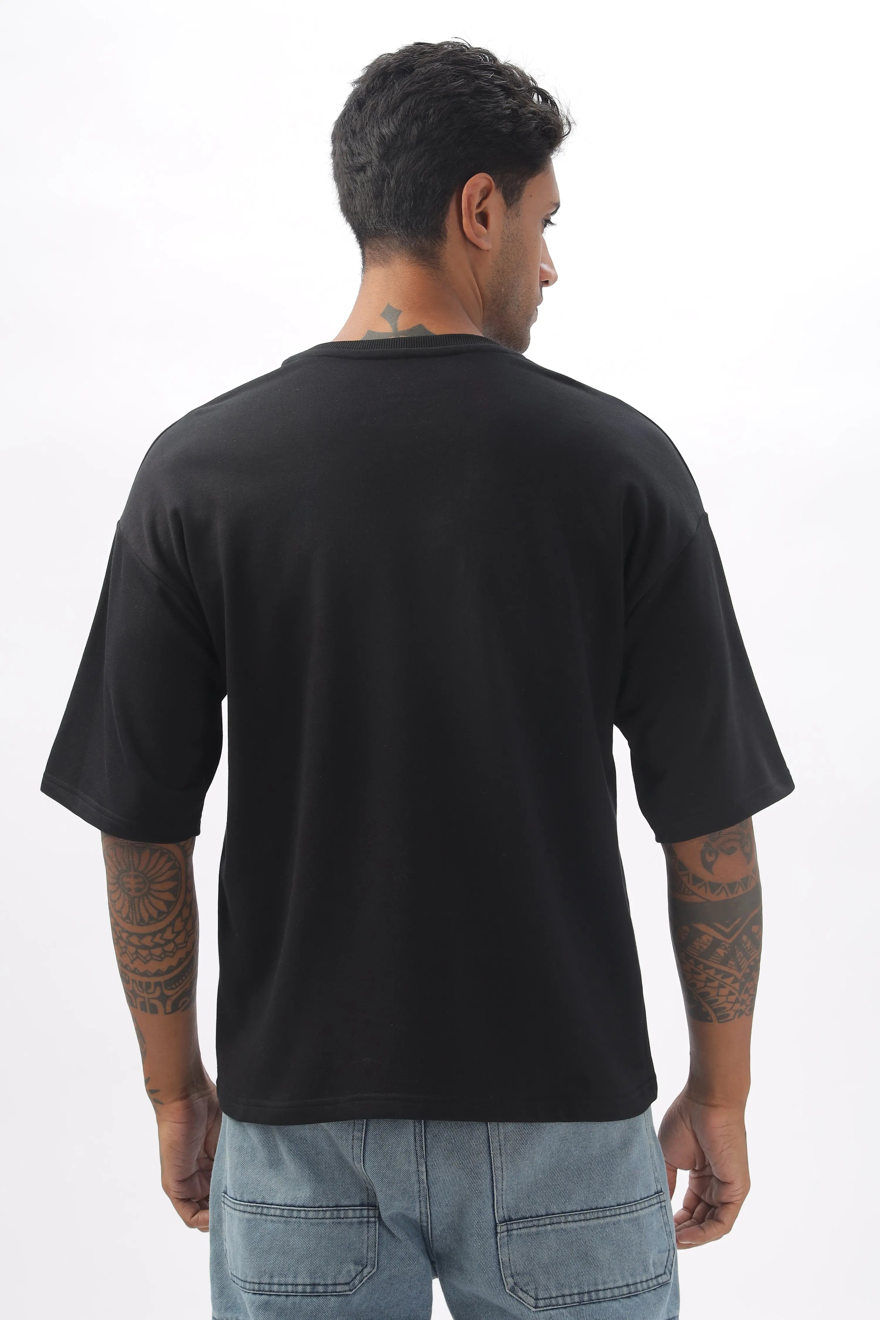 Tokyo Oversized Black T-Shirt - Diolay